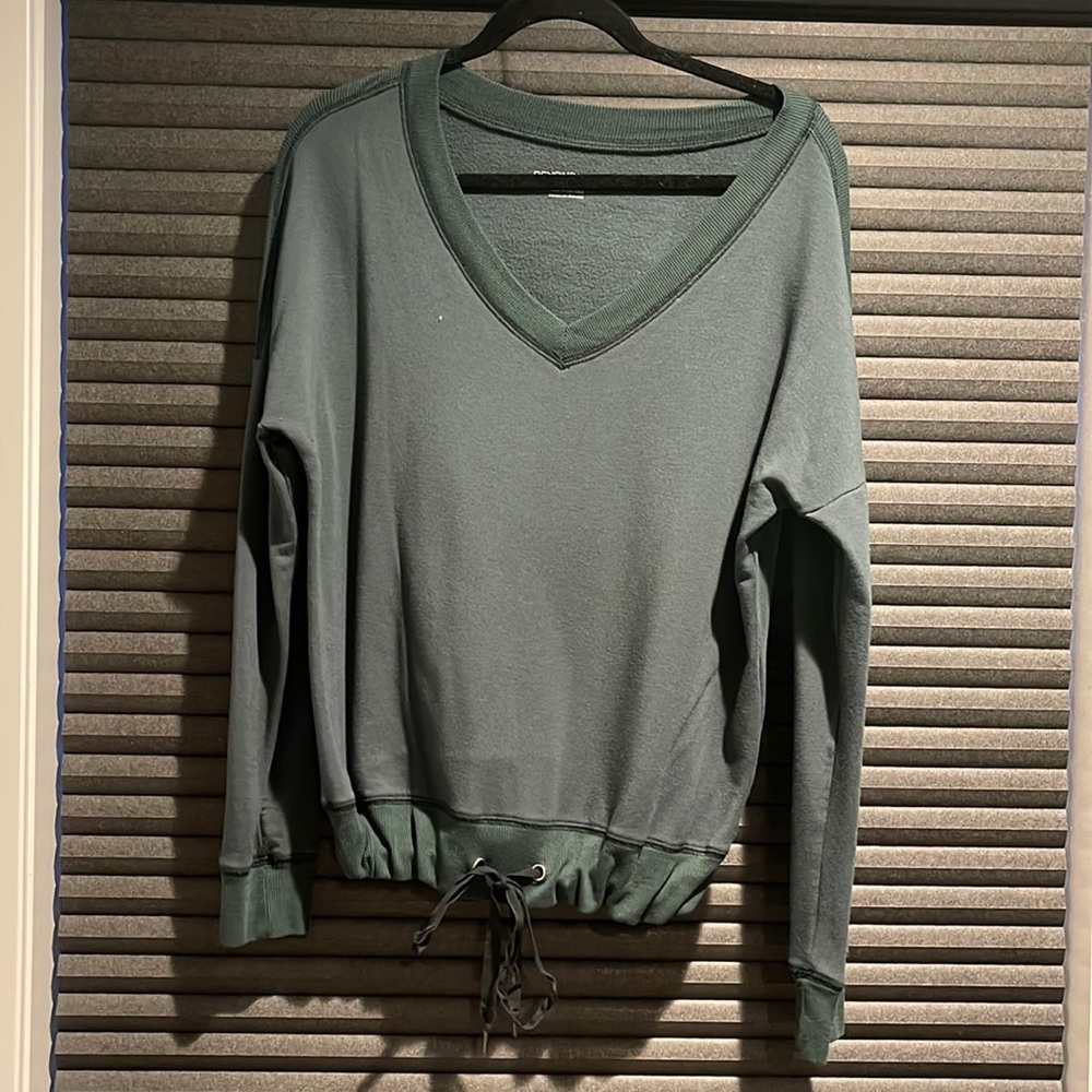 Beyond yoga green sweater